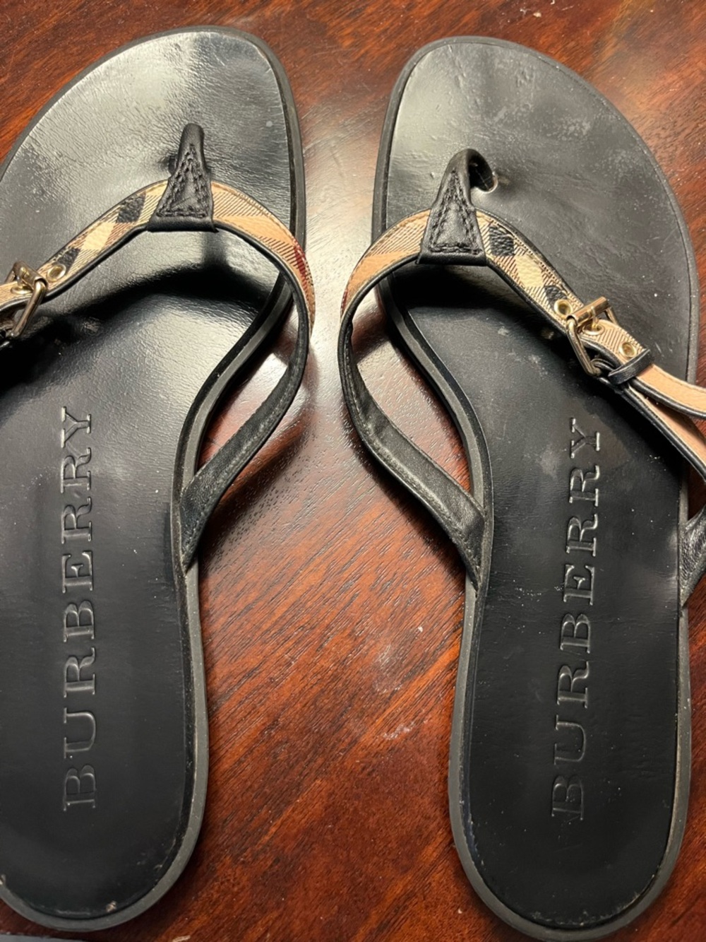 Burberry flip flops